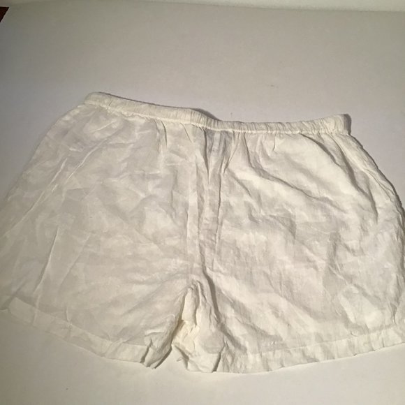 Tahari sleepwear shorts size Large - Picture 3 of 3